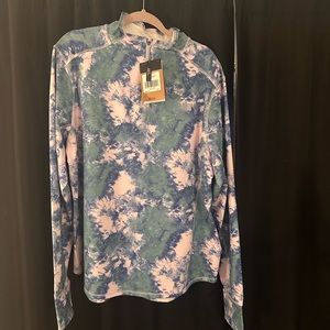 The North Face 1/4 zip women’s pullover